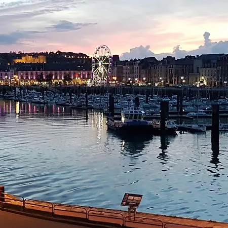 Апартаменты Le Petit Fort, Vue Magnifique Vue Sur Le Port Et La *